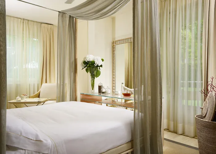 Hotell Roma Imperiale 5*